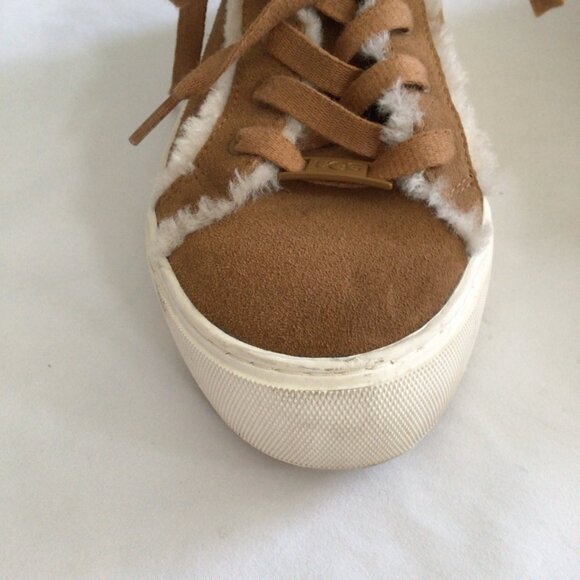 UGG Fleece-lined Waterproof High Tops Tan Sz. 8.5 - Picture 4 of 10